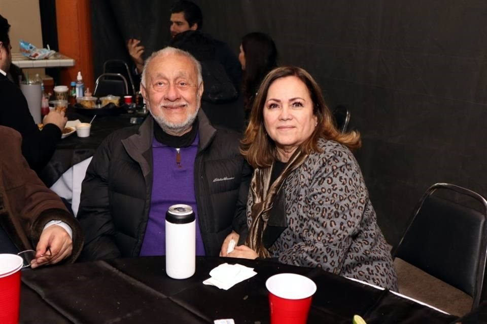 Gerardo Martínez y Rosy de Martínez