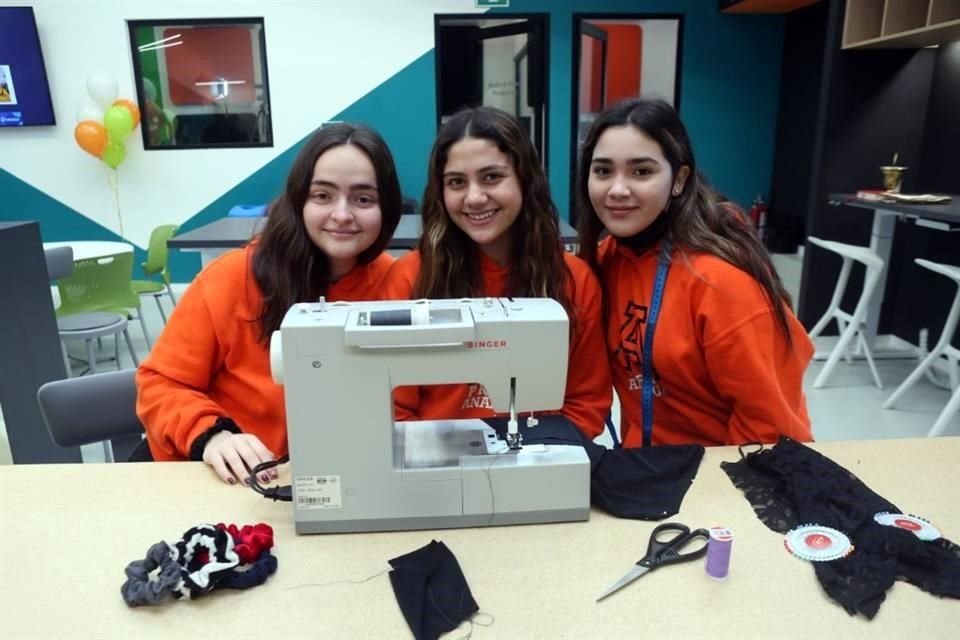 Regina Serna, Jazmín Miranda y Camila Ábrego