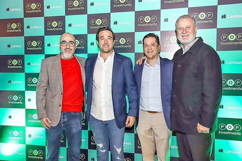 Alejandro Ibarra, Enrique Rodríguez, Javier Villicaña y Carlos Padilla.
