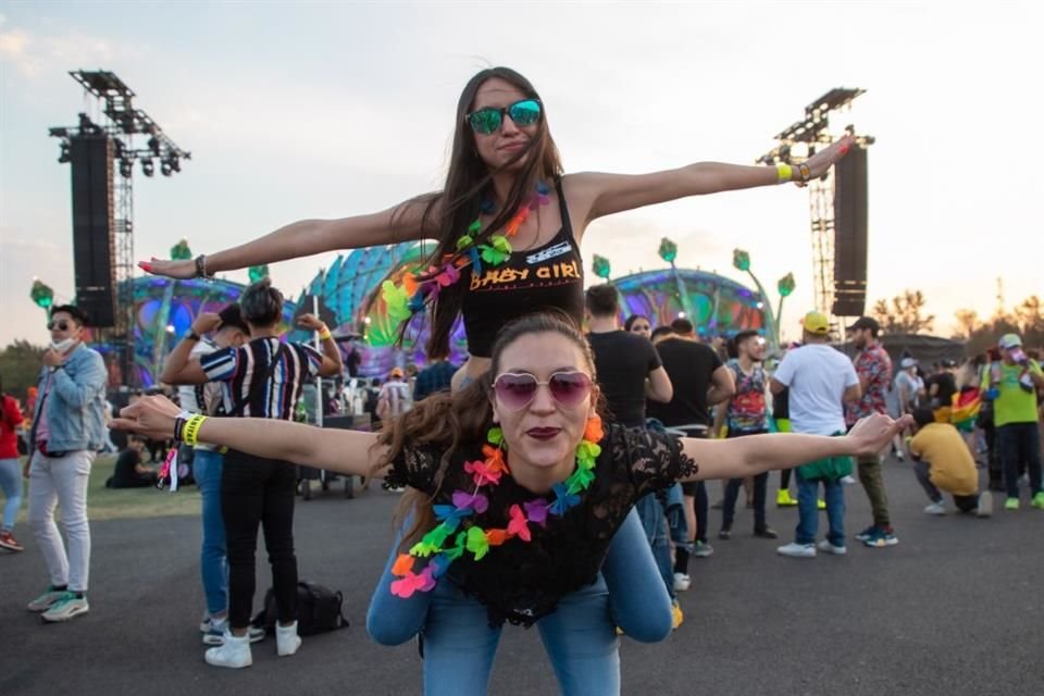 La buena onda fue lo que reinó en la maratónica jornada, que arrancó a las 14:00 horas.