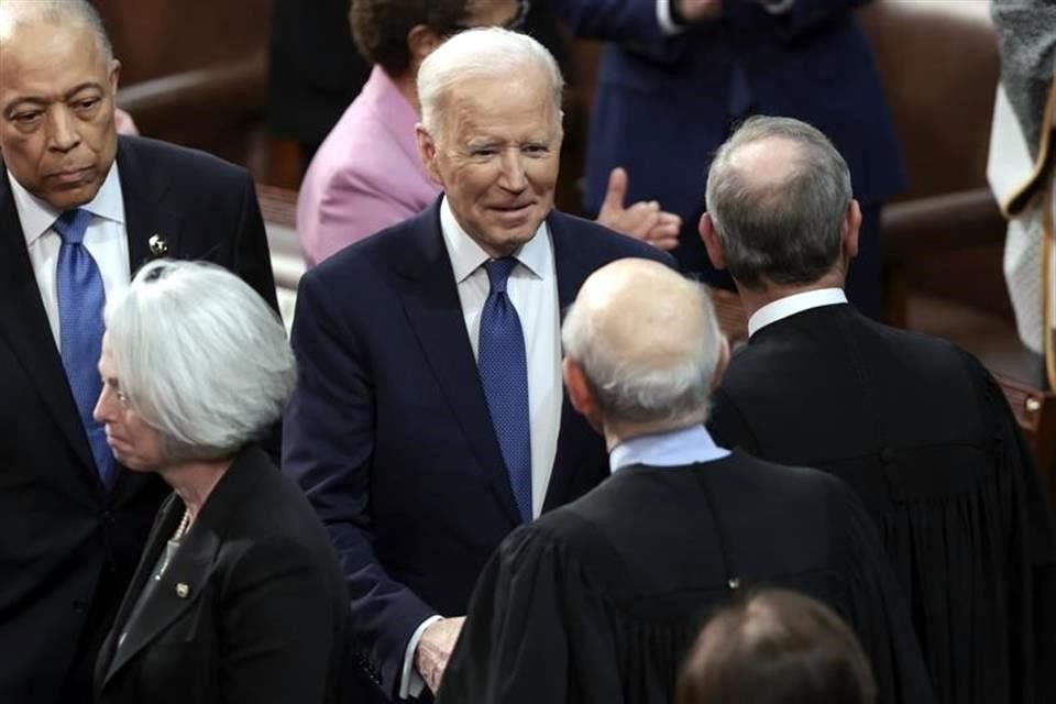 El Presidente Joe Biden respaldó al pueblo ucraniano en su primer discurso del estado de la Unión;'(Putin) se encontró un muro de fuerza'.