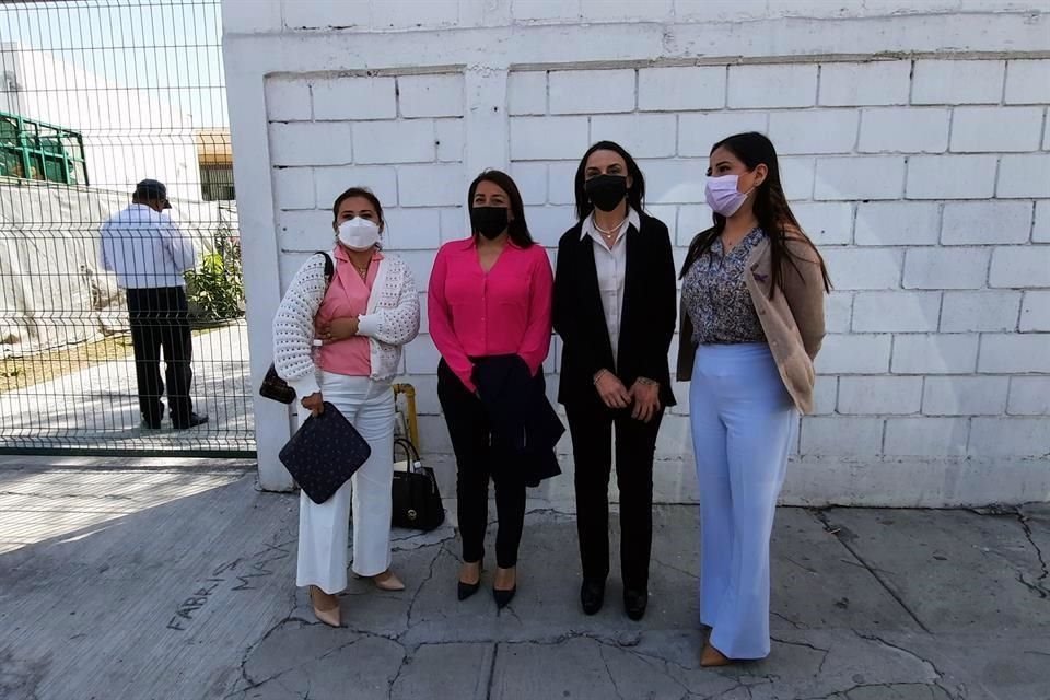 Los integrantes de la Comisión Especial para que investigue los casos que se han dado de maltrato infantil, en la Casa Fabriles del DIF, acudieron a supervisar las instalaciones.