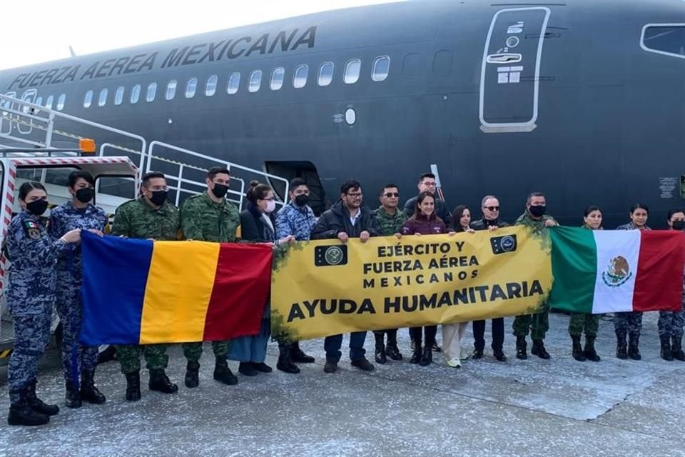 El avión de la Fuerza Aérea Mexicana transportó 1.5 toneladas de ayuda humanitaria para refugiados.