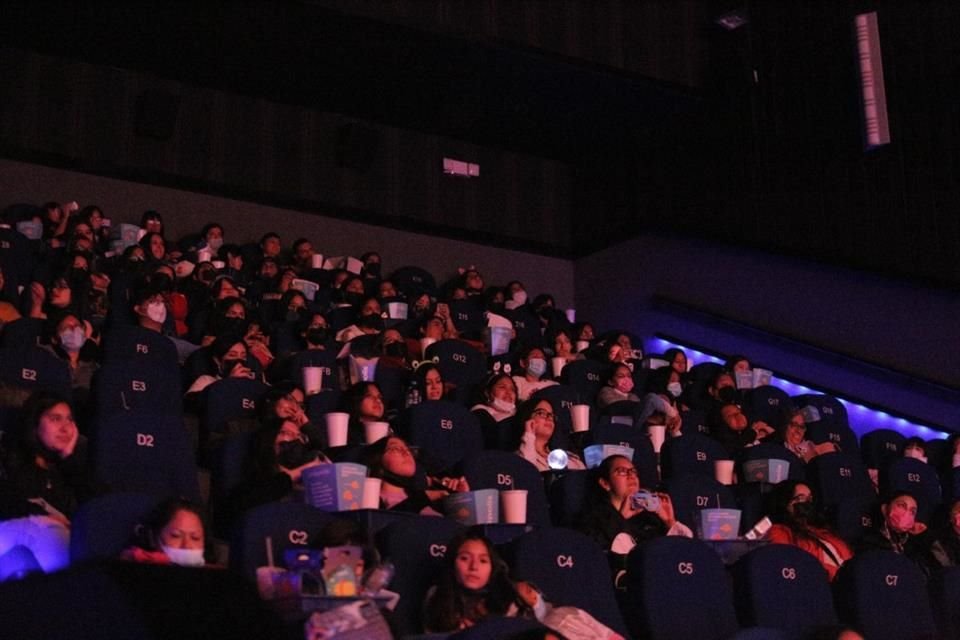 Así se vivió 'Permission to Dance' en una sala de Fórum Buenavista, CDMX.