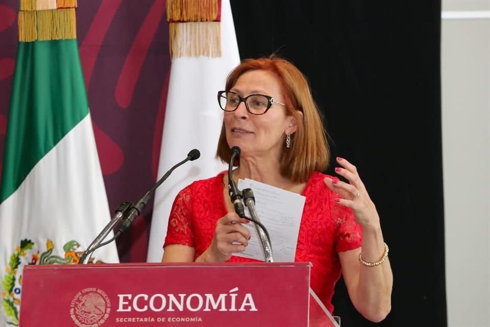 Tatiana Clouthier, titular de SE.