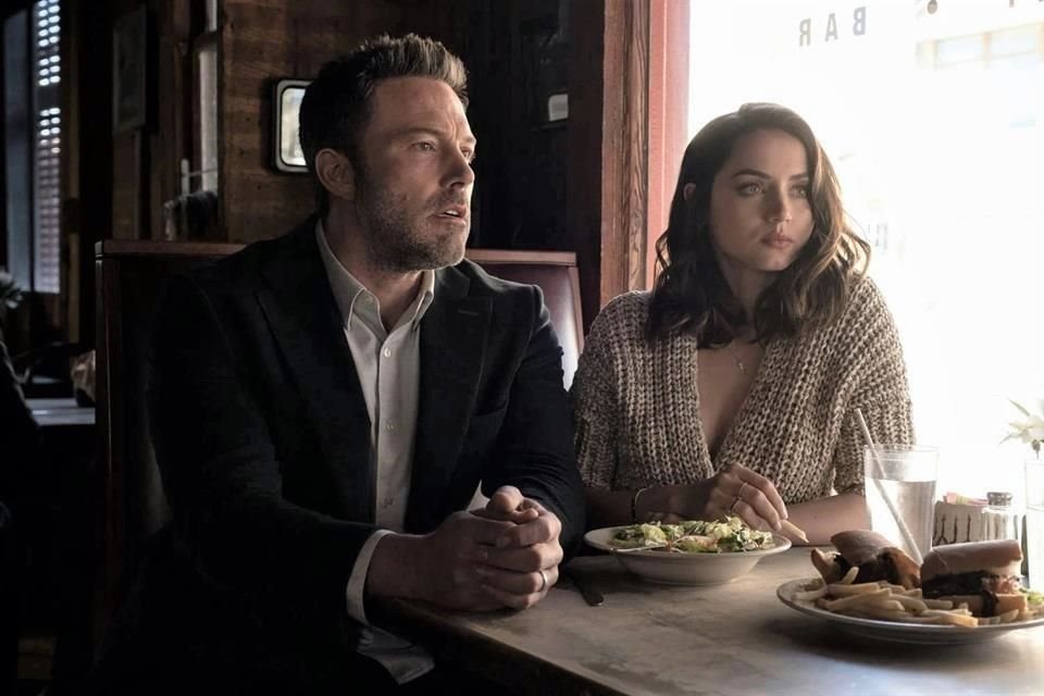 Conflictos maritales, transgresión y obsesión son algunas de las temáticas de 'Deep Water', filme con Ben Affleck, en Amazon Prime Video.