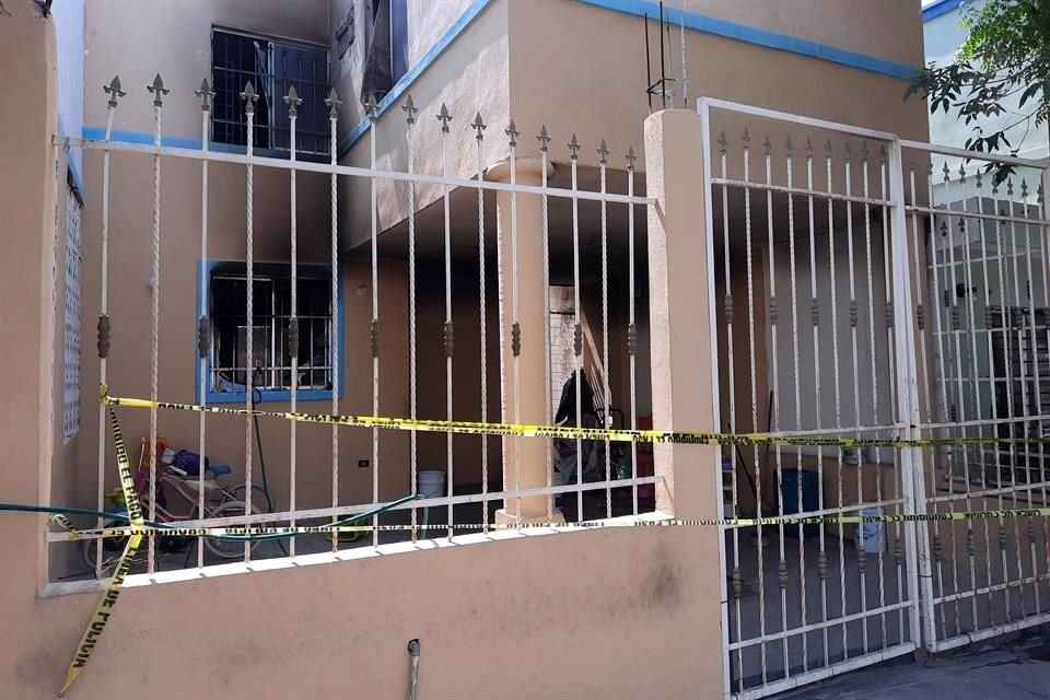 El siniestro se reportó alrededor de la 1:15 horas, en el domicilio ubicado en Villa Verde 104, en la Colonia Villas de San Humberto.