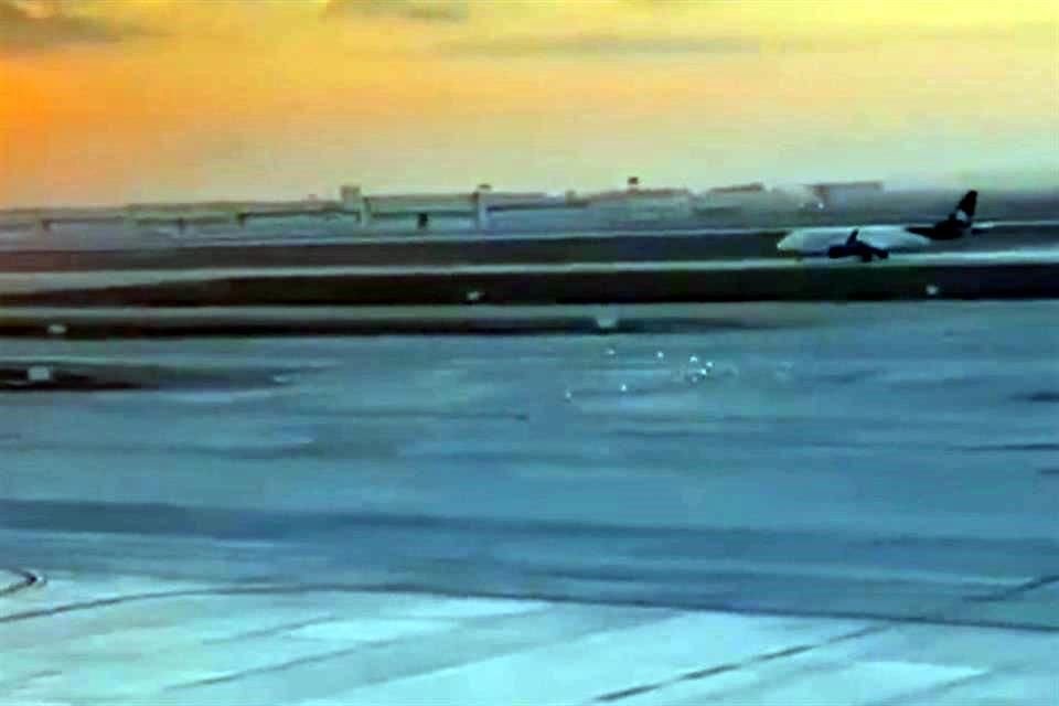 El primer vuelo que despegó del Aeropuerto Internacional Felipe Ángeles fue de Aeroméxico y salió a las 6:30 horas rumbo a Villahermosa.