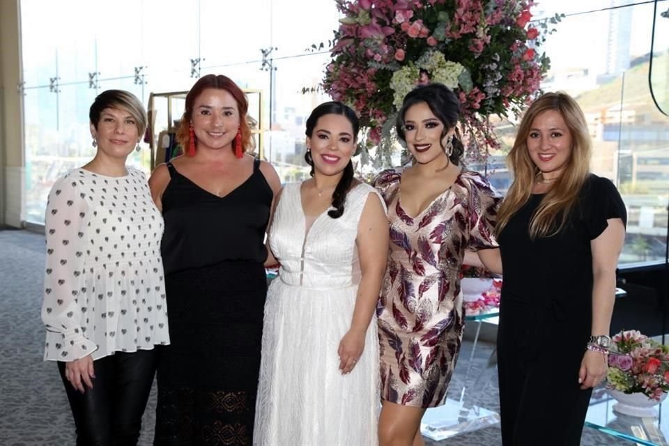 Alexandra Miller, Olga María Prieto, Erika Salomé Rodríguez Calderón, Claudia Lorena Rodríguez de Rojas y Nancy Villavicencio