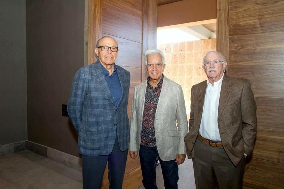 José Gómez Cañibe, Ernesto Canales y Adrián Wise.