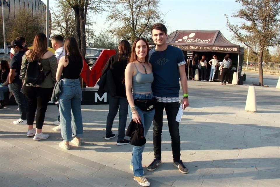 Victoria Zepeda y Alejandro Colyer
