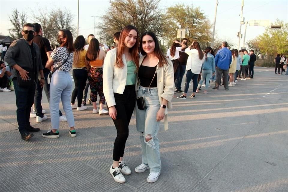 Rosy Escamilla y Cristina Quezada