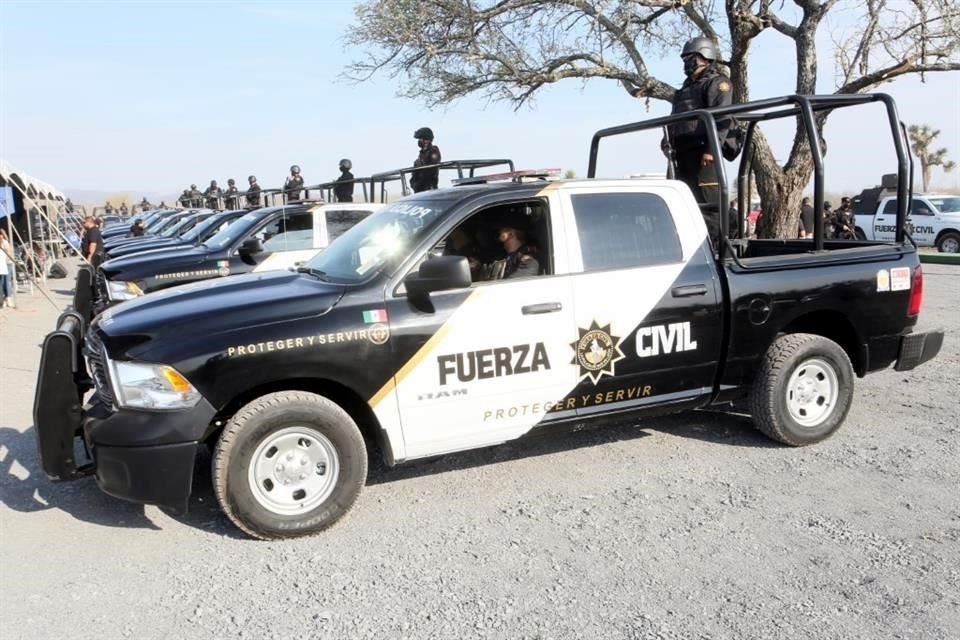 Capacitarán en Texas a elementos de Fuerza Civil.