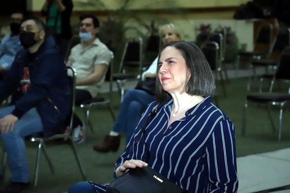 Irma Peña