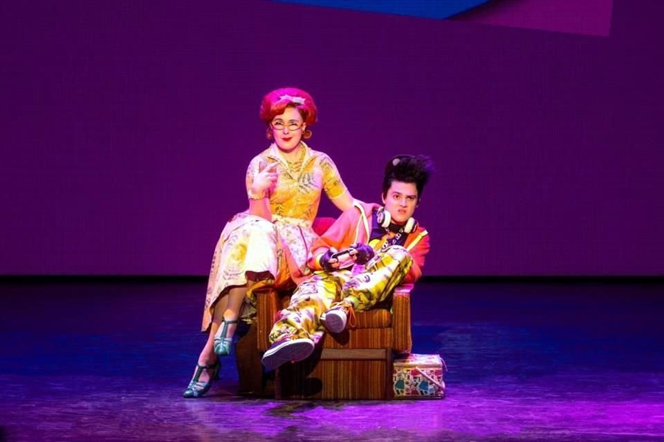 Jacnier, quien interpreta al engreído Mike Teavee, aspiraba a ser parte del elenco de un musical de Nueva York y logró su y objetivo.