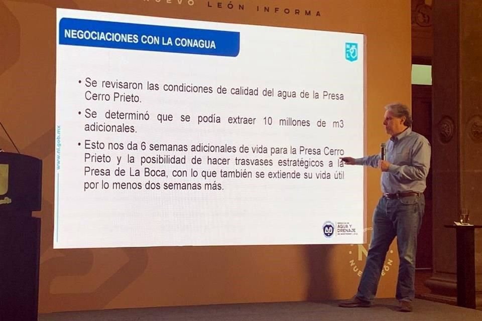 Juan Ignacio Barragán, director de Agua y Drenaje de Monterrey, señaló que con este aval federal ayudará hacer trasvases de La Boca, extendiendo unos días más su vida.