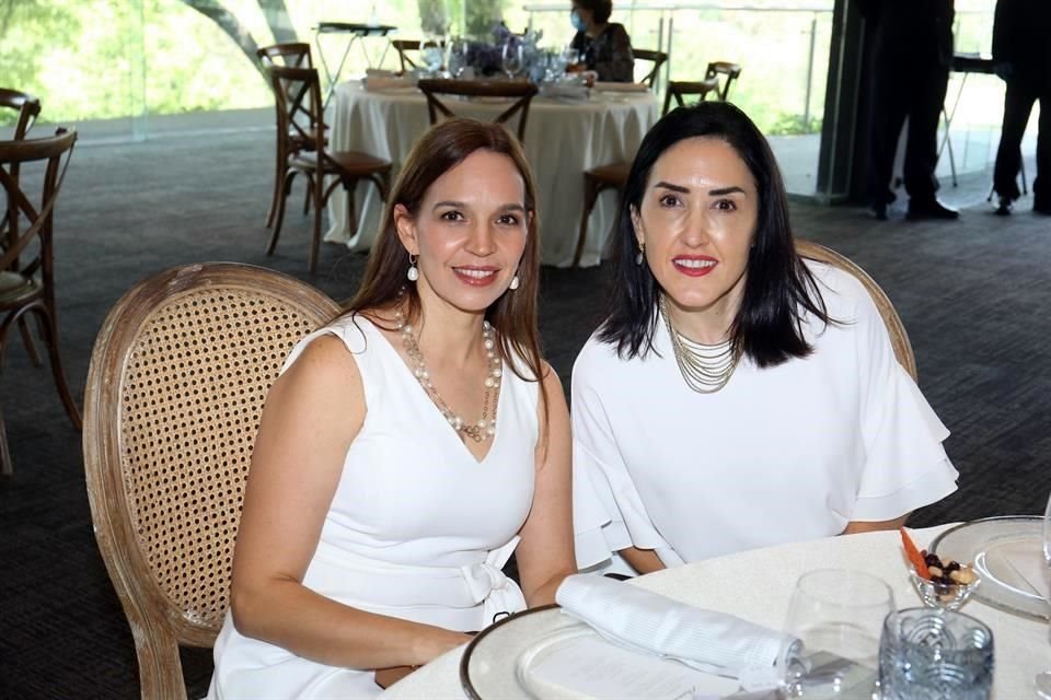 Laura Chapa y Yolanda Garza