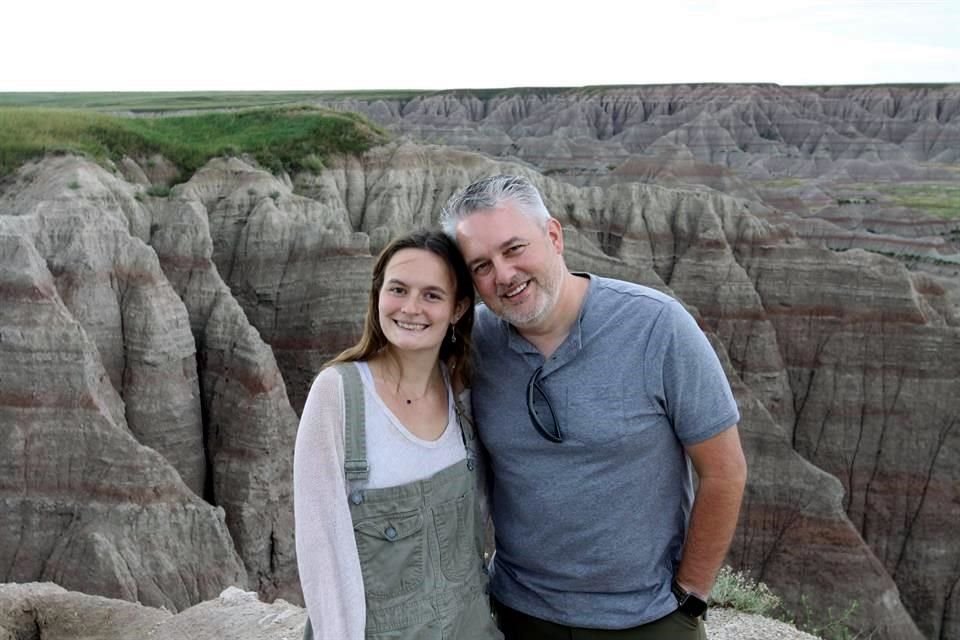 Zoë Roth y su padre en una foto de 2019.