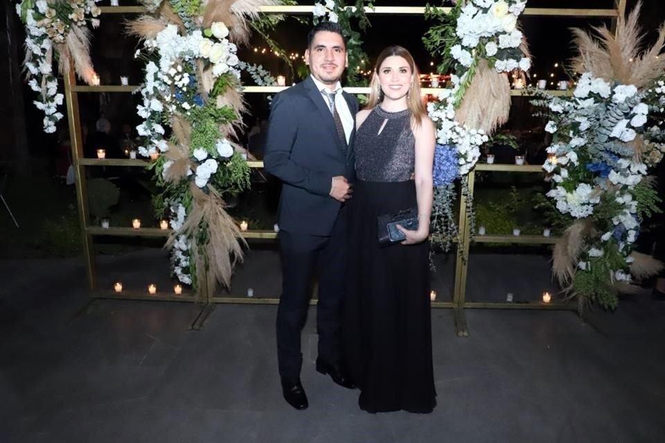 Luis Tamez y Karina Fuentes