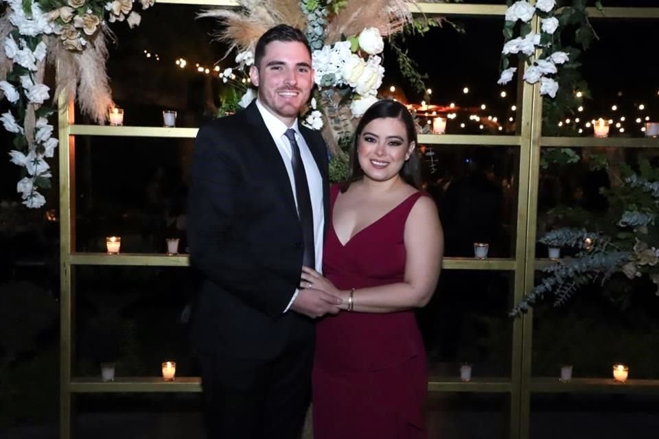 Ricardo Barrera y Brenda Montalvo