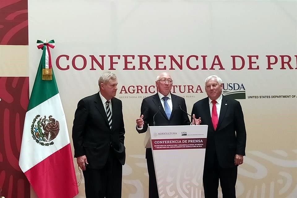 Los funcionarios se reunieron en las instalaciones de la Sader.