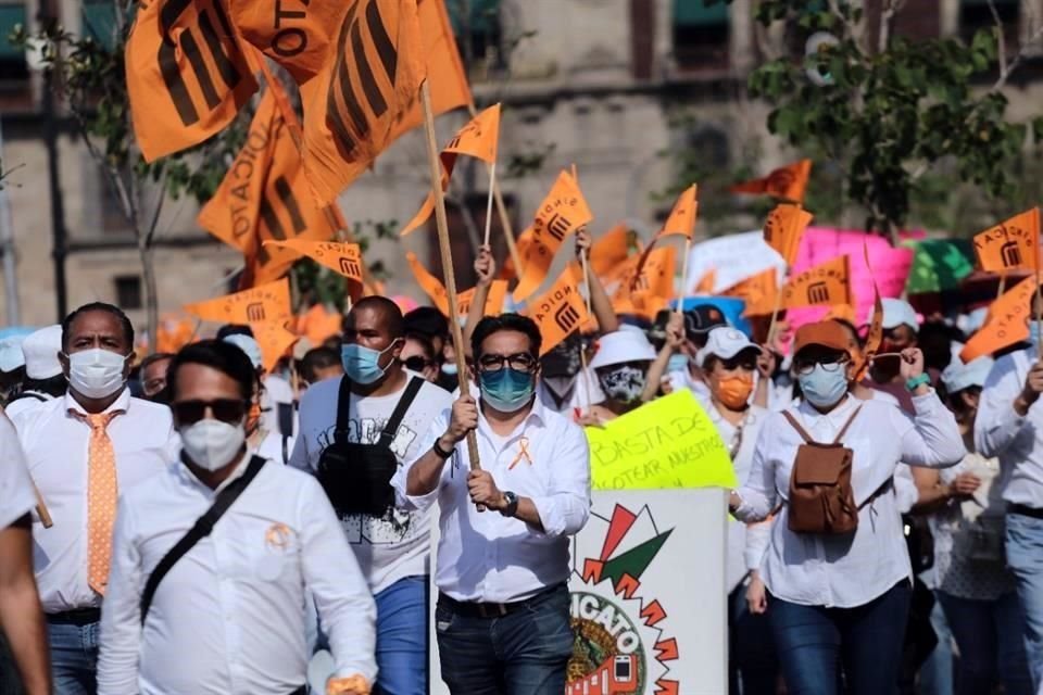 Fernando Espino, líder del Sindicato Nacional de Trabajadores del STC, dijo que necesitan 3 mil 500 millones de pesos para dar mantenimiento preventivo y correctivo a trenes y vías.