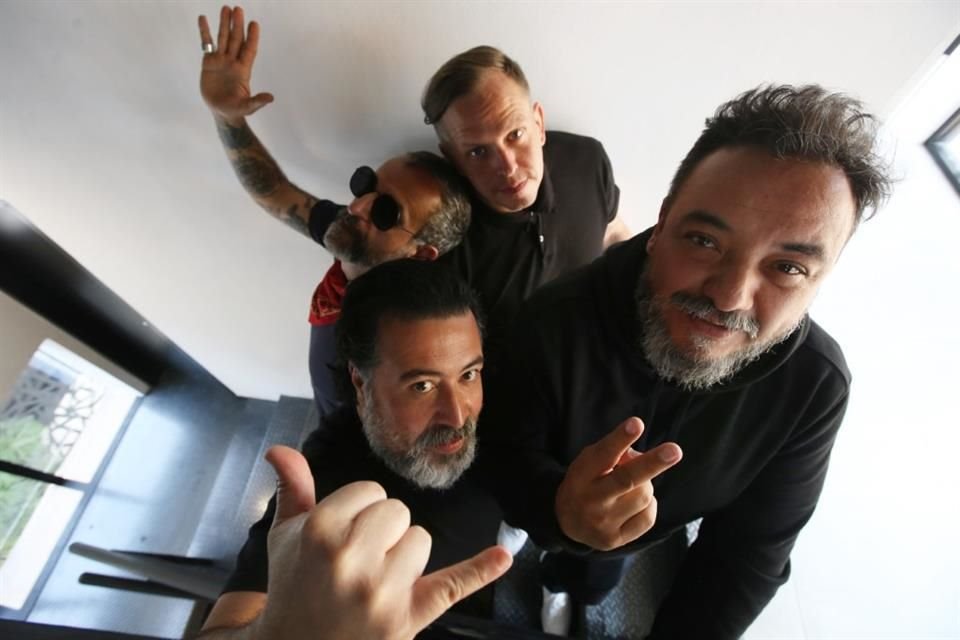 Randy, Paco, Tito y Micky dan un anticipo de su próximo disco, el primero de temas inéditos en ocho años.