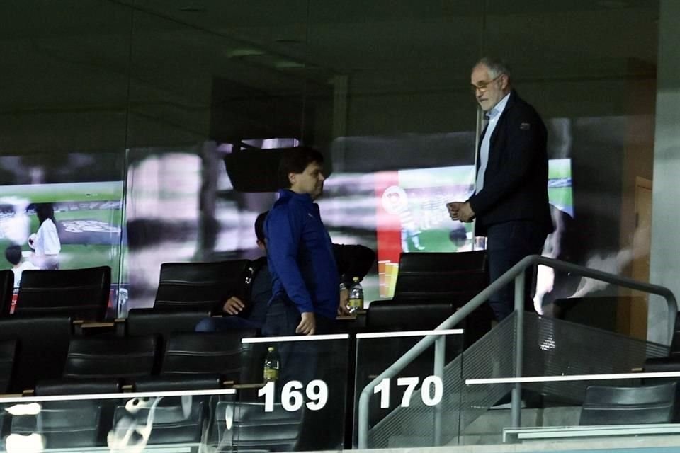 Andoni Zubizarreta estuvo en el partido entre Raya2 y  Tepatitlán.