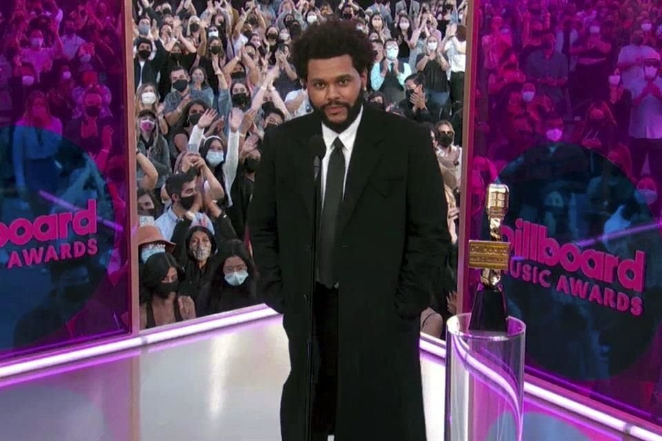 Con 17 menciones, The Weeknd es el principal finalista a los Premios Billboard de la Música por segundo año consecutivo, seguido de Doja Cat, con 14.