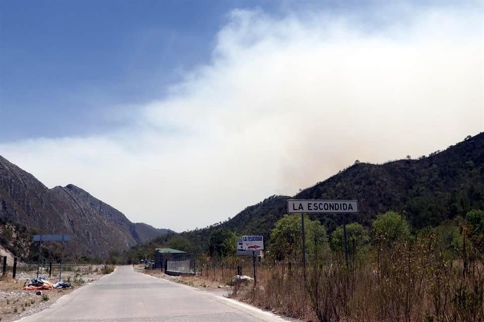 El incendio en la Sierra de Santiago alcanzó al Parque El Manzano.