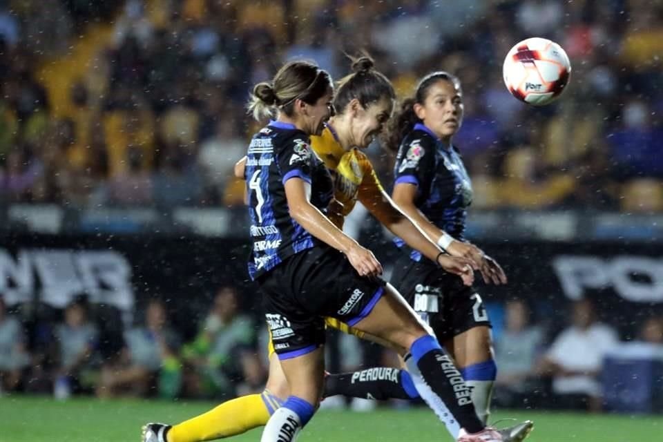 Repasa las imágenes del partido en el Estadio Universitario entre Tigres Femenil y Querétaro.