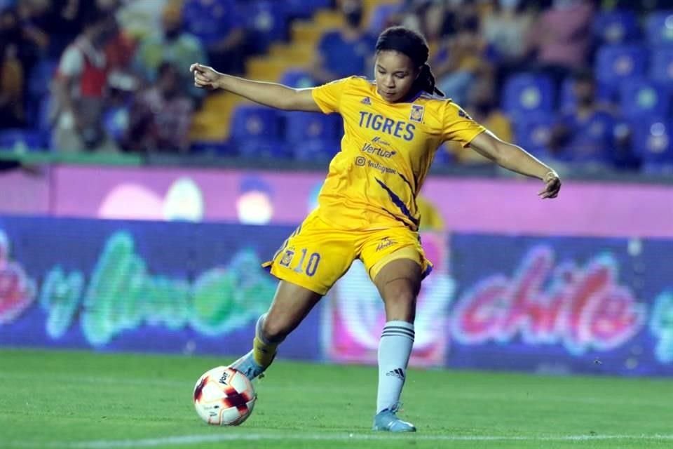 Tigres Femenil empata sin goles con Querétaro en el Universitario.