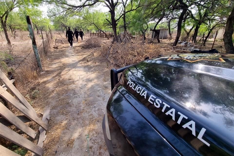 En Ciénega de Flores, el cadáver de un hombre en estado de descomposición fue encontrado cerca del Río Salinas, cerca del panteón municipal.