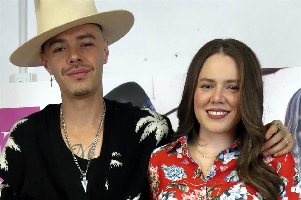 El grupo Jesse & Joy anunció el lanzamiento de su nuevo disco, 'Clichés', para el 6 de mayo, día en que se presentan en CDMX.