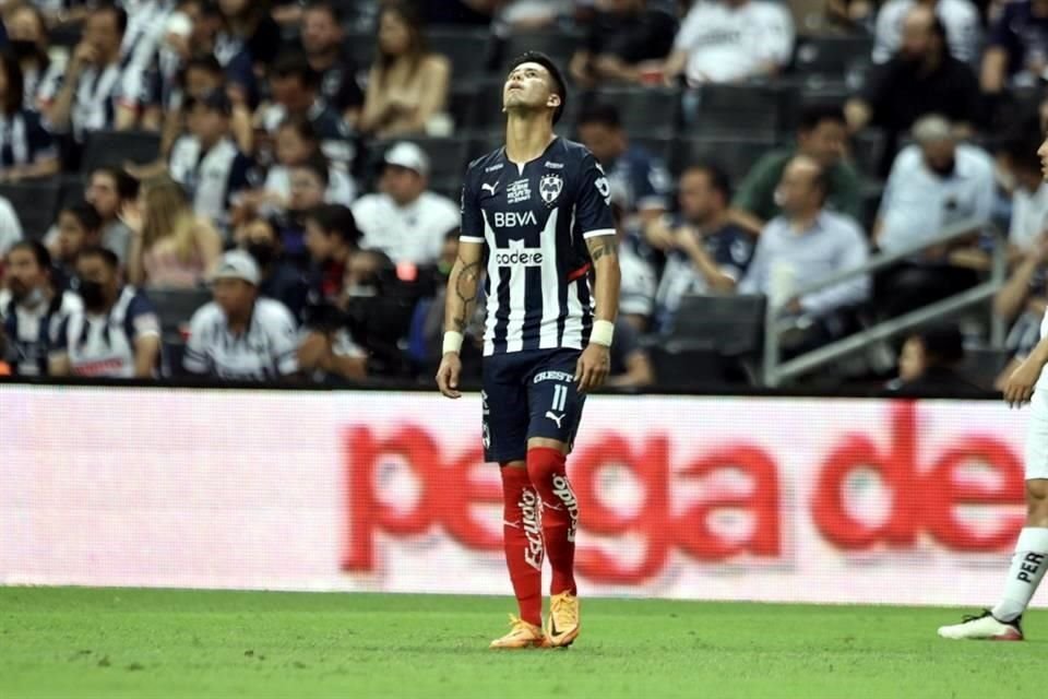 Rayados empató sin goles con Atlas, falló Maxi un penal y el equipo puso en riesgo la Liguilla directa. Checa las imágenes.