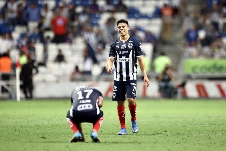 Rayados empató sin goles con Atlas, falló Maxi un penal y el equipo puso en riesgo la Liguilla directa. Checa las imágenes.