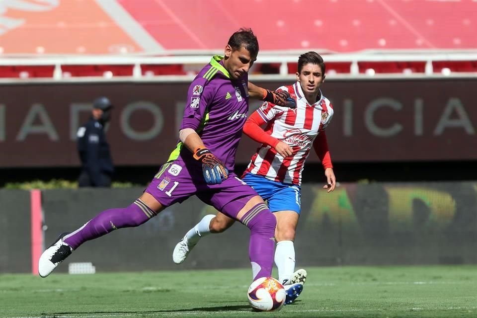 Nahuel Guzmán fue el mejor hombre de Tigres.