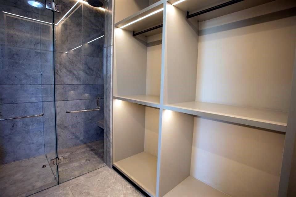 Contar con el equipo de diseño y construcción correcto hace toda la diferencia en tu remodelación.