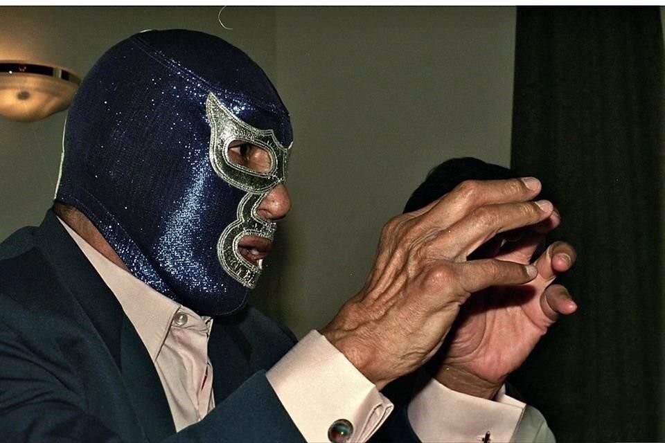 Blue Demon nació en Ronconada, Nuevo León, perteneciente al Municipio de García.