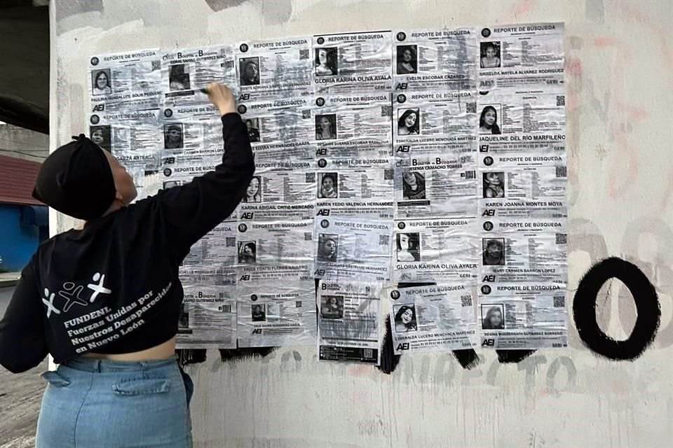 La Asamblea Feminista Nuevo León reunió las fichas de personas desaparecidas en el Estado.
