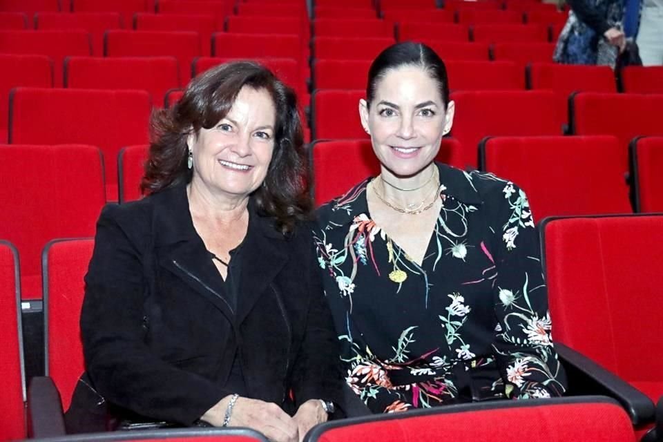Connie Zambrano y Paulina Zambrano