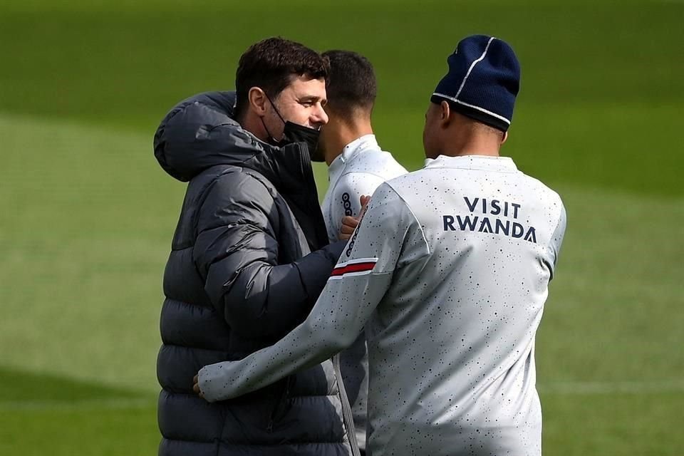 Mauricio Pochettino dice que no cree que vaya a salir del PSG.