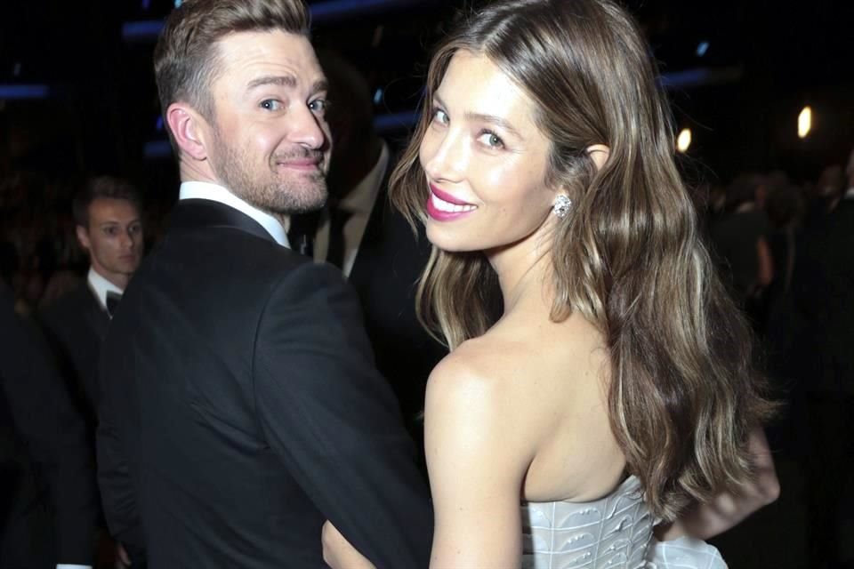 Justin Timberlake realizó un cameo junto a su esposa Jessica Biel, en la serie 'Candy' que se transmite por Hulu.