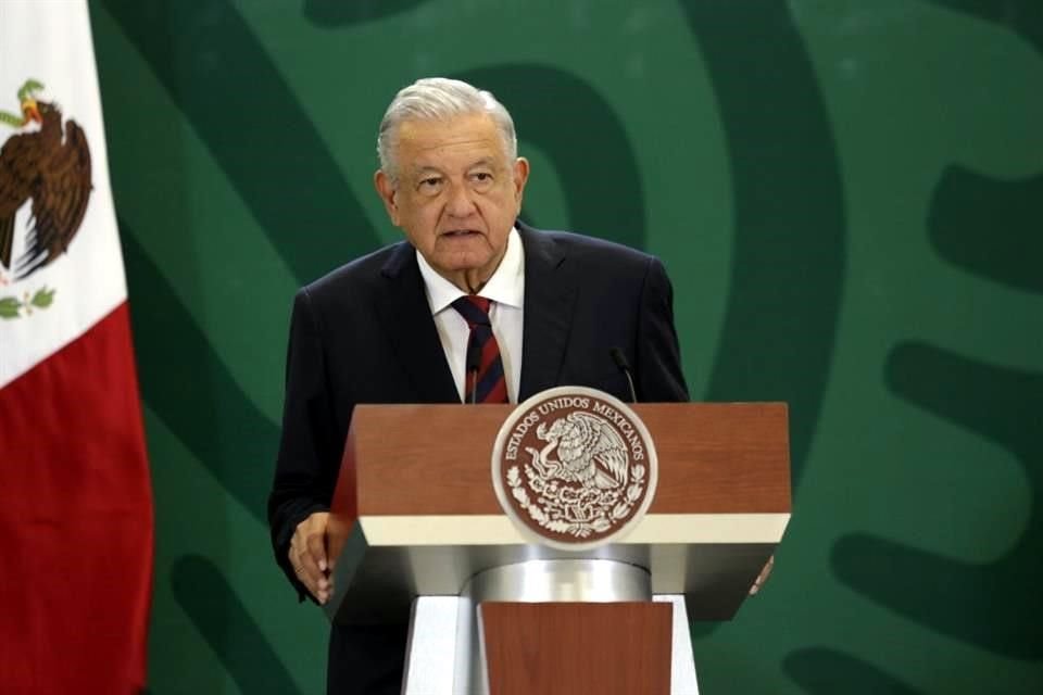 El Mandatario hizo este anuncio durante su participación en la conferencia matutina del Presidente Andrés Manuel López Obrador, quien está de gira por Nuevo León.