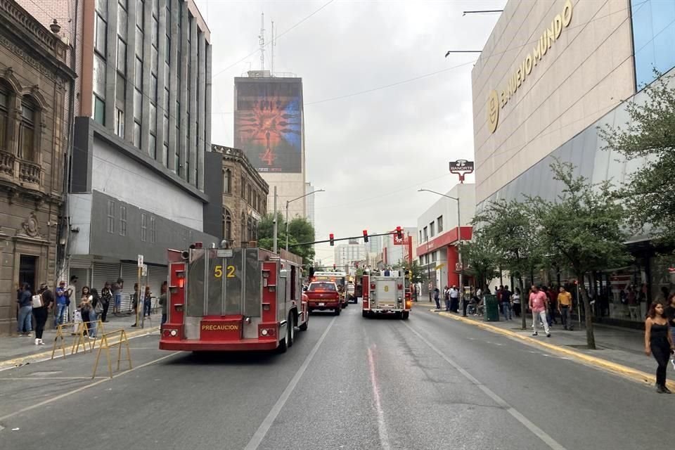 El siniestro se registró en la calle Galeana, entre Morelos y Padre Mier.