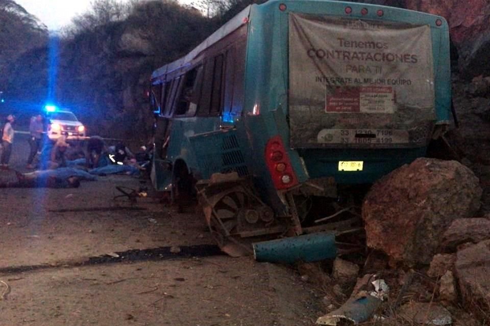 Los hechos se dieron, aparentemente, por una falla mecánica, en la Carretera Teocuitatlán-Citala.