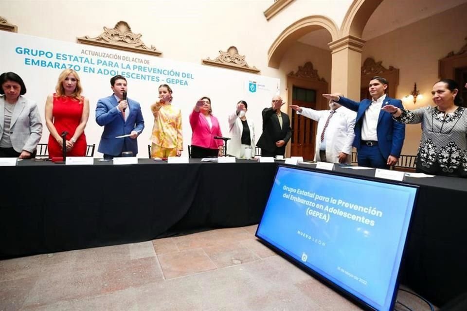 El Gobernador tomó ayer protesta a los miembros del GEPEA.