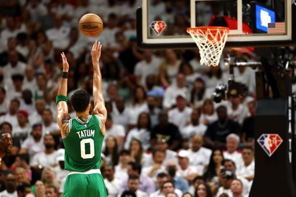 Los Celtics van ahora a su casa para los juegos 3 y 4.