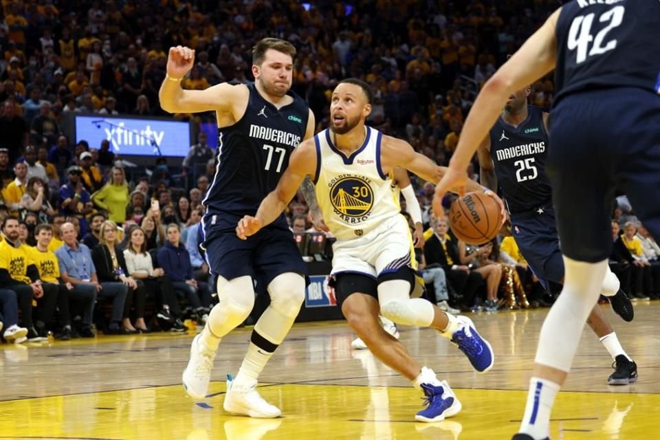 Los Warriors se pusieron 2-0 arriba en la serie.