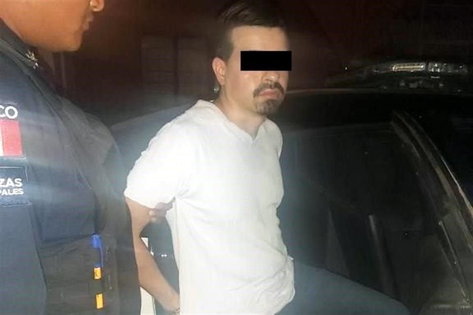 Se informó que la Policía de Monterrey logró la detención de Carlos L., de 32 años.
